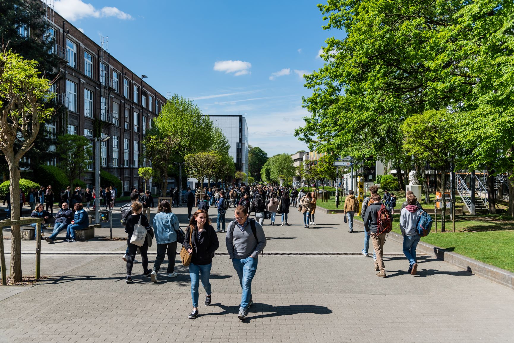 La haute école Albert Jacquard sur le site des cadets
